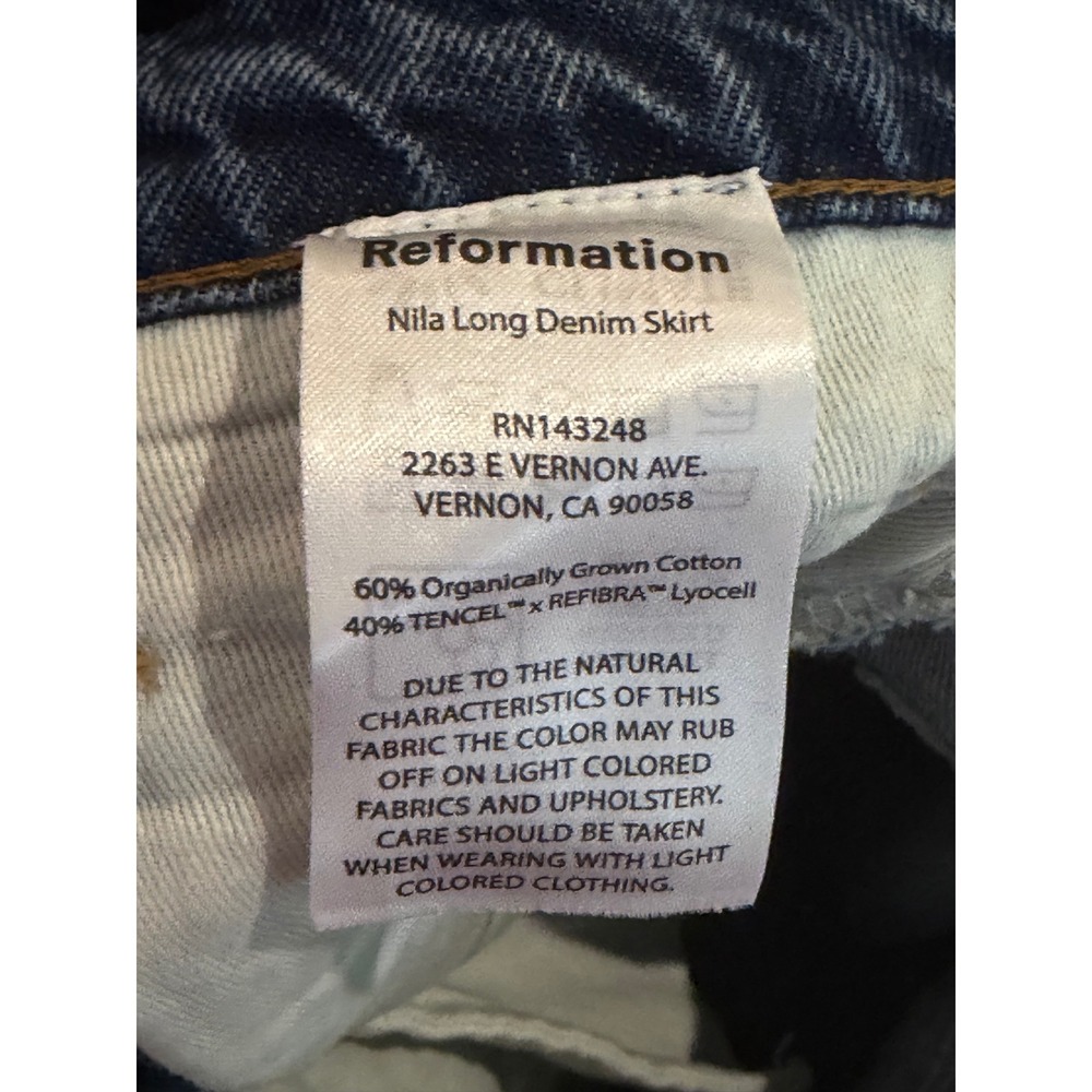$168 Reformation Nila Long Denim Jean Skirt Blue Crossover Waist Midi Slit 26 4 - Picture 15 of 15